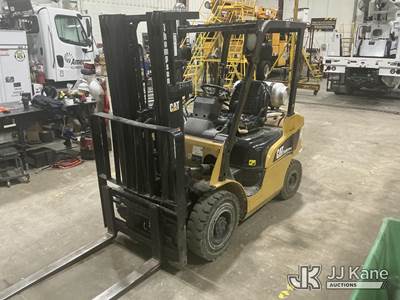 2014 Cat 2P5000 Solid Tired Forklift