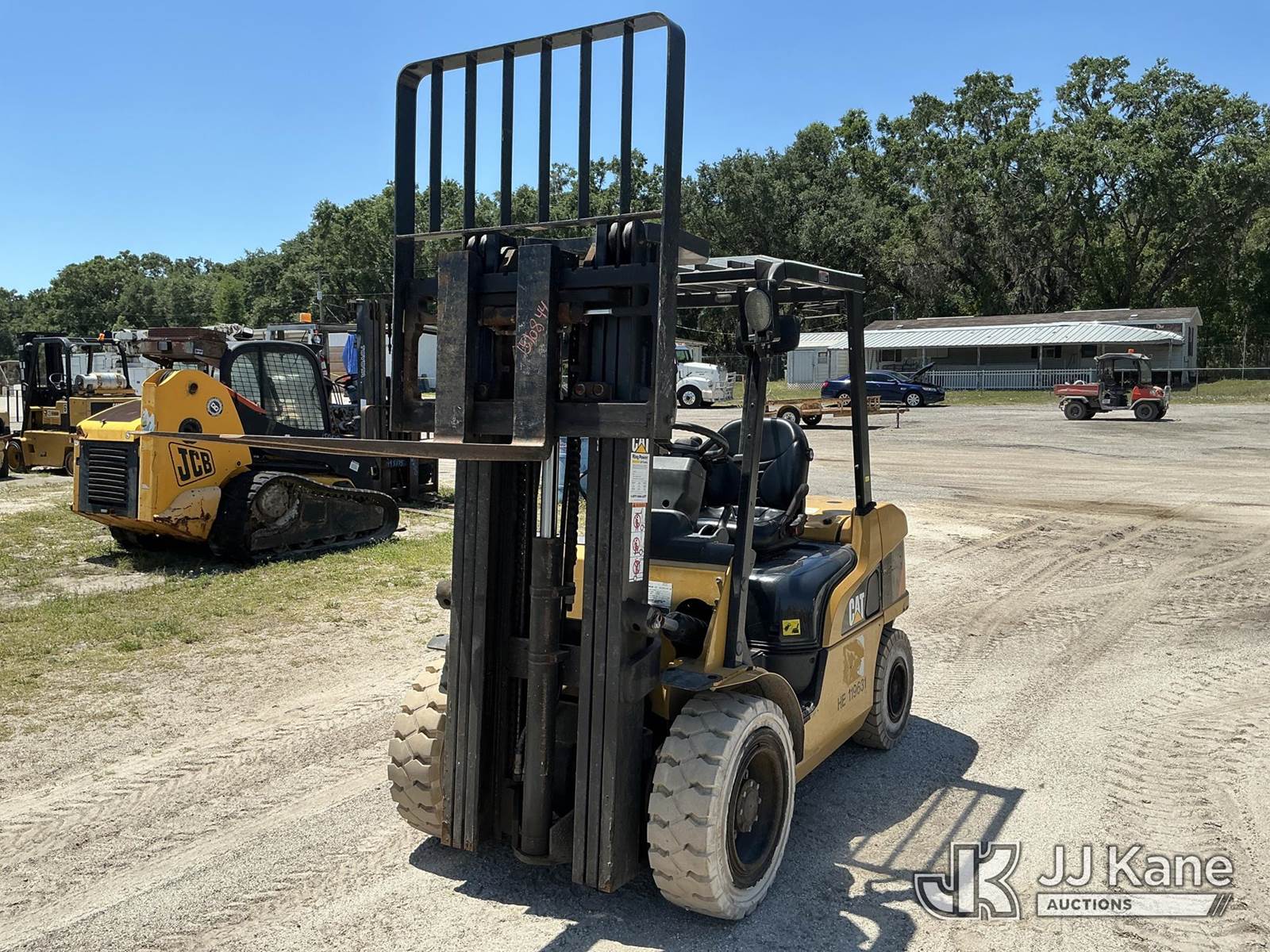 Caterpillar 2PD6000 Pneumatic Tired Forklift For Sale, 622 Hours ...