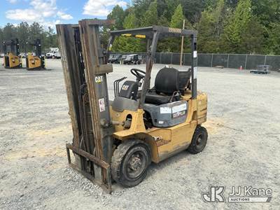 Caterpillar CP25K-HP Solid Tired Forklift