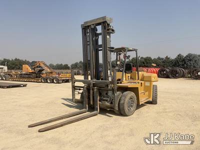 2007 Caterpillar DP100 Pneumatic Tired Forklift