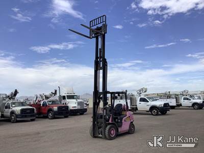 2020 Cat GP-25N5-LE Pneumatic Tired Forklift