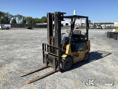 Caterpillar GP15 Solid Tired Forklift