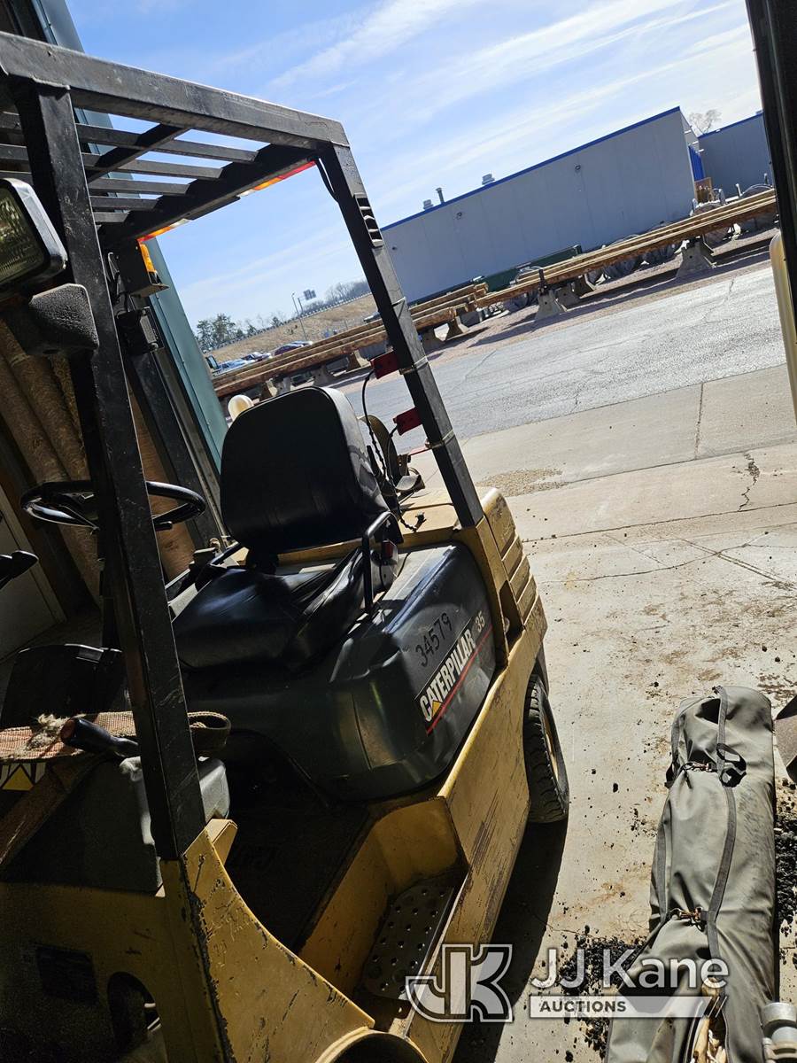 1994 Caterpillar GP18 Pneumatic Tired Forklift For Sale Portage, WI