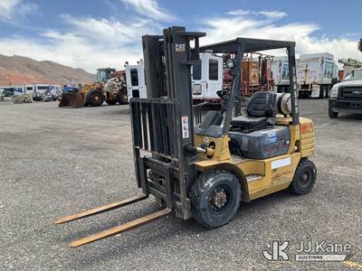 1997 Caterpillar GP25 Forklift