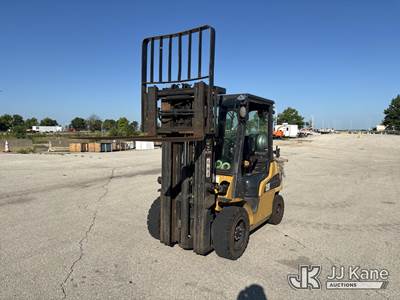 2020 Cat GP30N Solid Tired Forklift