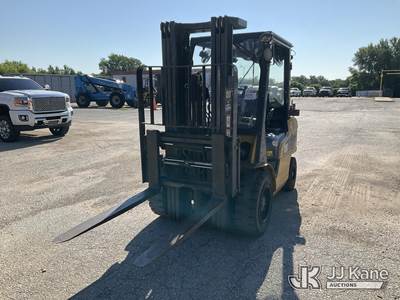 2020 Cat GP30N Solid Tired Forklift