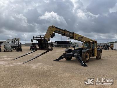 2010 Cat TL943 Rough Terrain Telescopic Boom Forklift
