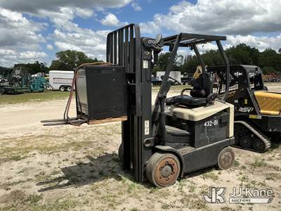 Crown 5200 Cushion Tired Forklift