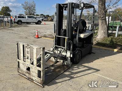 Crown FC5225-50 Solid Tired Forklift