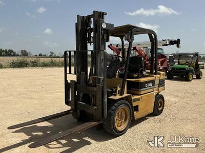 1997 Daewoo D30S Pneumatic Tired Forklift