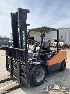 Doosan G55C-5 Pro 5 Solid Tired Forklift