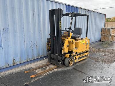 1989 Drexel SLT22 Solid Tired Forklift