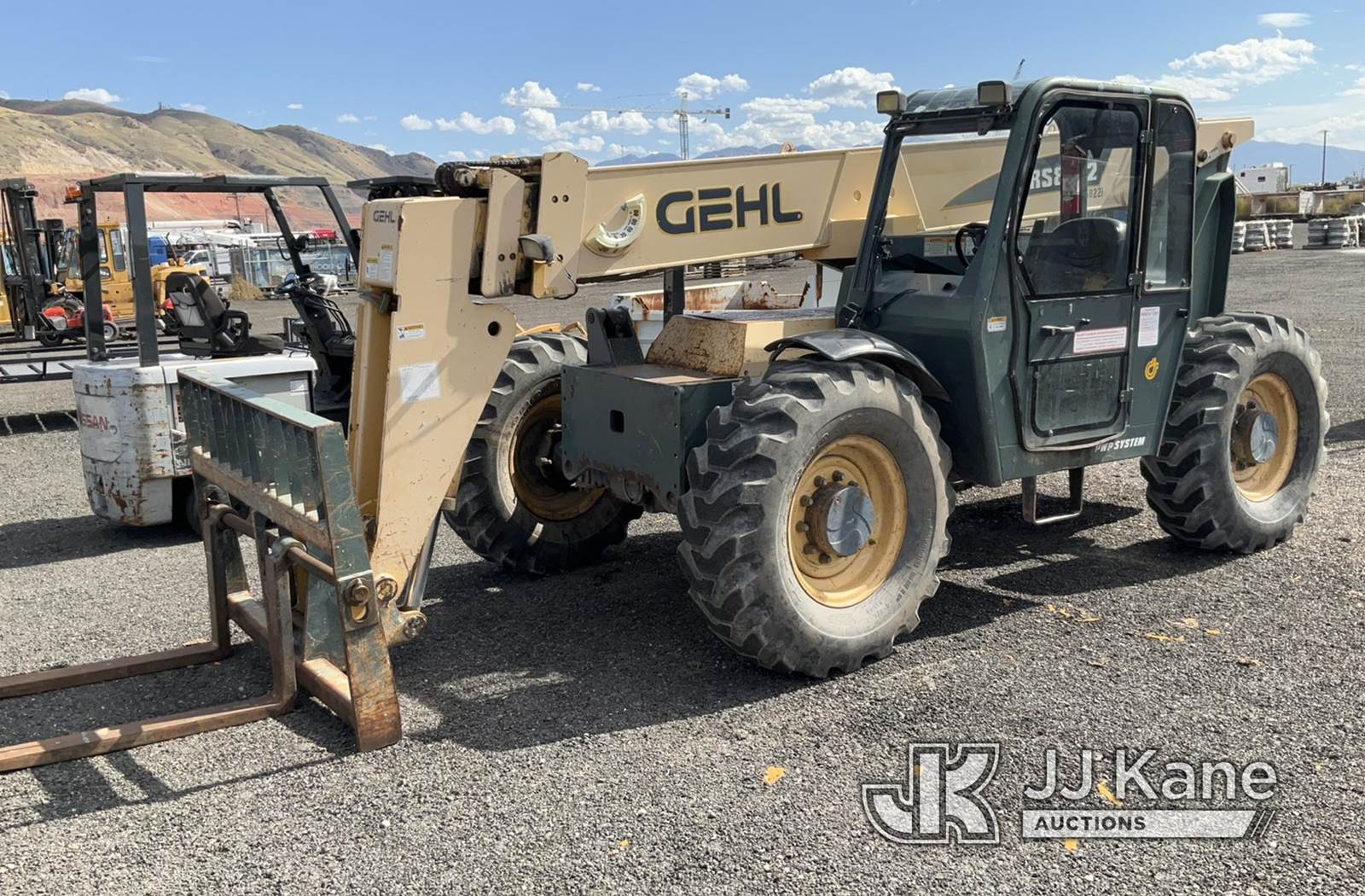 Gehl RS842 Rough Terrain Telescopic Forklift For Sale, 9,025 Hours