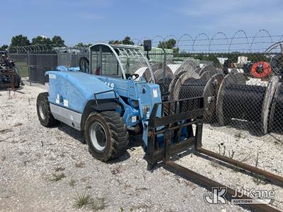 2014 Genie GTH-5519 Rough Terrain Telescopic Boom Forklift