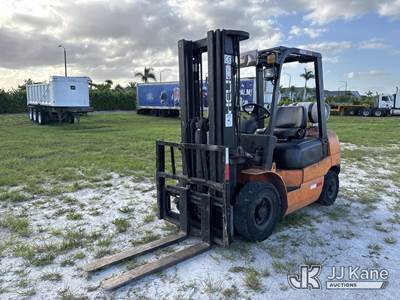 2007 Heli CPYD25 Solid Tired Forklift