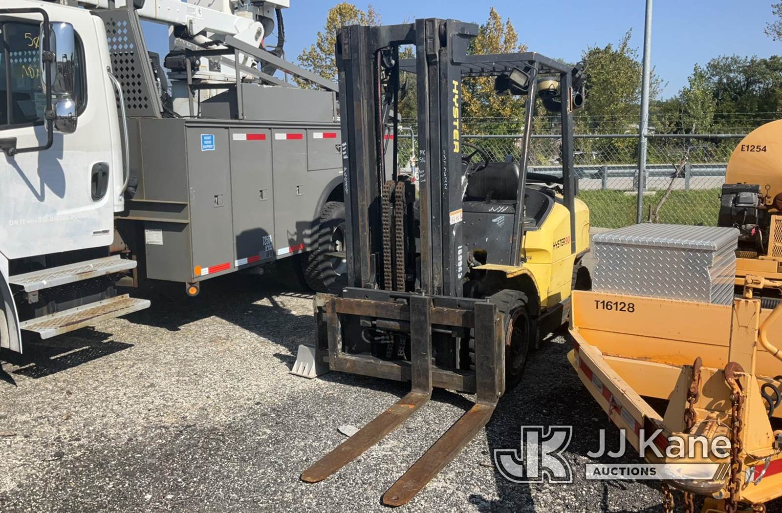 Hyster 90 Solid Tired Forklift For Sale Plymouth Meeting, PA PK516