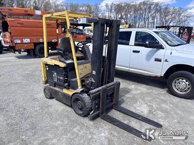 Hyster E60XM-33 36V Solid Tired Electric Forklift