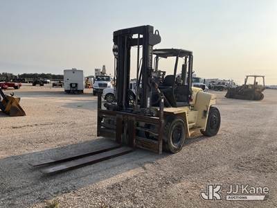 2011 Hyster H210HD Pneumatic Tired Forklift