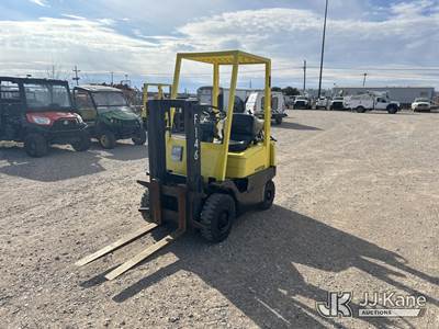 Hyster H30XM Rubber Tired Forklift
