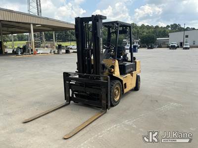1990 Hyster H50XL Pneumatic Tired Forklift