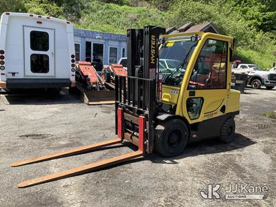 2016 Hyster H60FT Solid Tired Forklift
