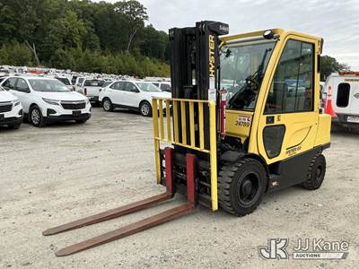 2015 Hyster H60FT Solid Tired Forklift