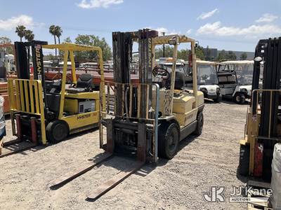 1996 Hyster H60XM Solid Tired Forklift