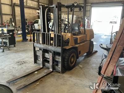 1991 Hyster H80XL Pneumatic Tired Forklift