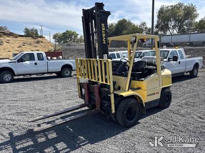 2005 Hyster H80XM Rubber Tired Forklift
