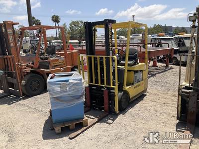 Hyster J30XMT Solid Tired Forklift