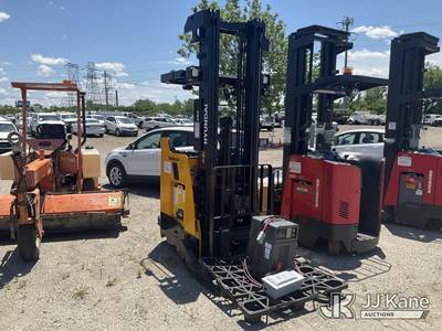 2025 Hyundai 18BRP-9 Stand-Up Reach Lift