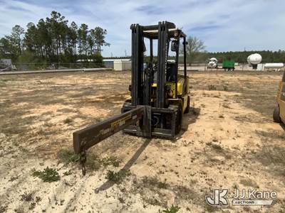 Hyundai 30D-7E Pneumatic Tired Forklift