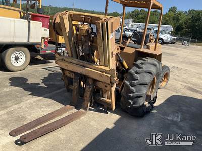 1980 K-Dee 452DT Rubber Tired Forklift