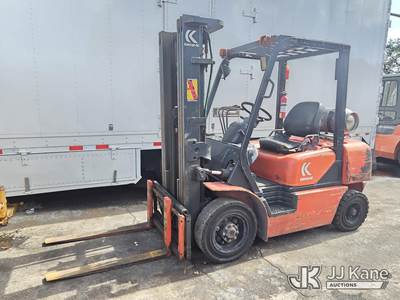 2005 Kalmar P50BX PS Solid Tired Forklift