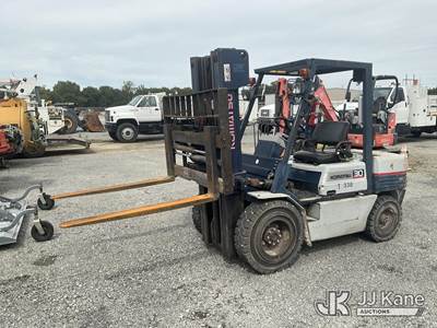Komatsu FD30VT-11 Pneumatic Tired Forklift