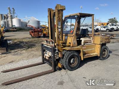 Komatsu FD70-5 Rubber Tired Forklift