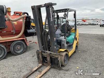 Komatsu FG30 Forklift