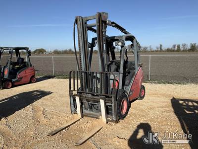 2013 Linde H30T Solid Tired Forklift
