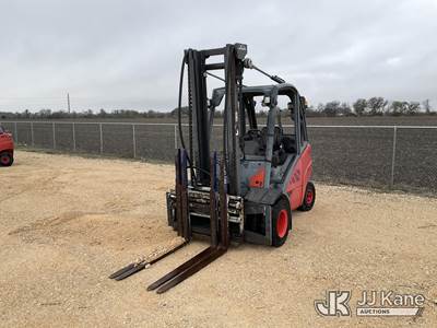 2019 Linde H30T Pneumatic Tired Forklift