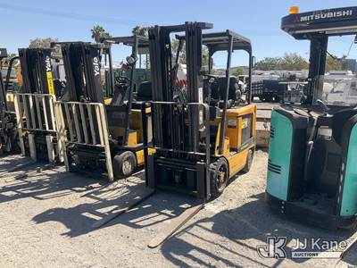Mitsubishi FBC25N Solid Tired Forklift