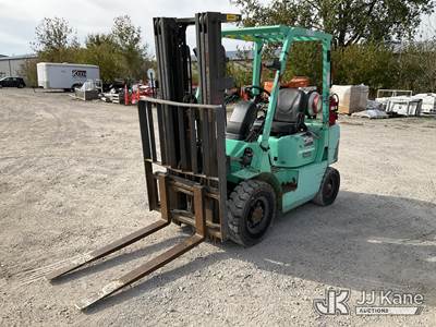 2001 Mitsubishi FG25K Pneumatic Tired Forklift