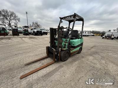 Mitsubishi FGC25K Solid Tired Forklift