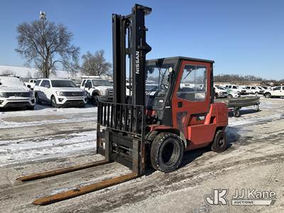 2007 Nissan F04B45V Solid Tired Forklift
