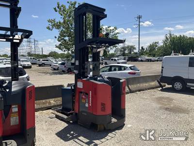 2018 Raymond 750-R45TT Stand-Up Reach lift
