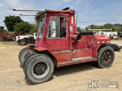 1992 Taylor TE250m Solid Tired Forklift