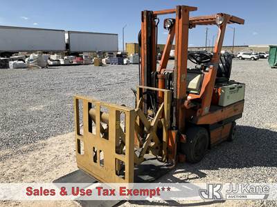 1987 TOYOTA 2FBCA20 Rubber Tired Forklift