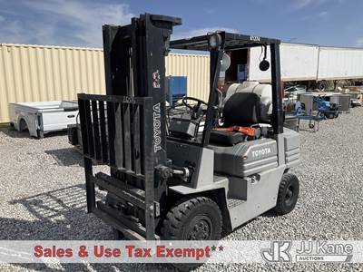 Toyota 42-5FG25 Solid Tired Forklift