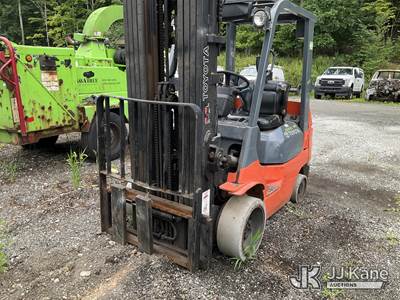 1999 Toyota 7FGCU25 Solid Tired Forklift