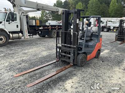 2020 Toyota 8FGCU32 Solid Tired Forklift