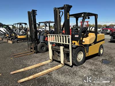Yale 120VX Pneumatic Tired Forklift